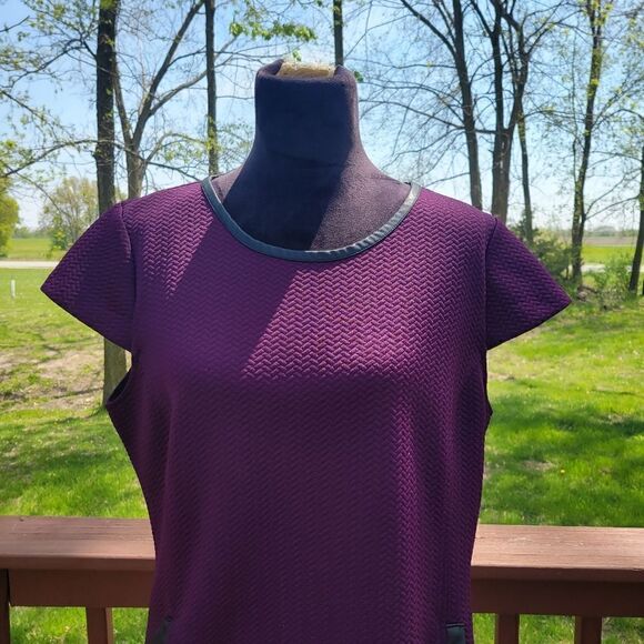 Liz Claiborne Ladies Dress Shift Short Sleeve Round Neck with Pockets Purple XL - Picture 2 of 13